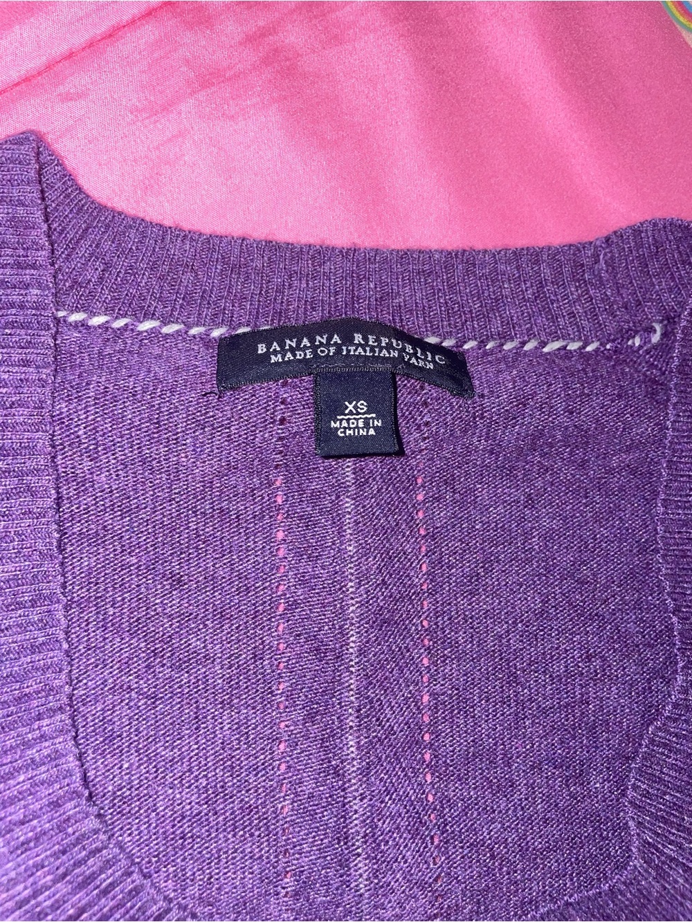 Banana Republic / Women’s Purple Crewneck Sweater